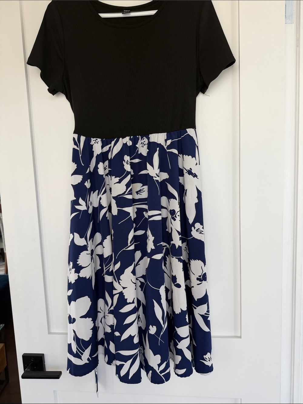 SHEIN Black Top Navy and White Floral Skirt Dress